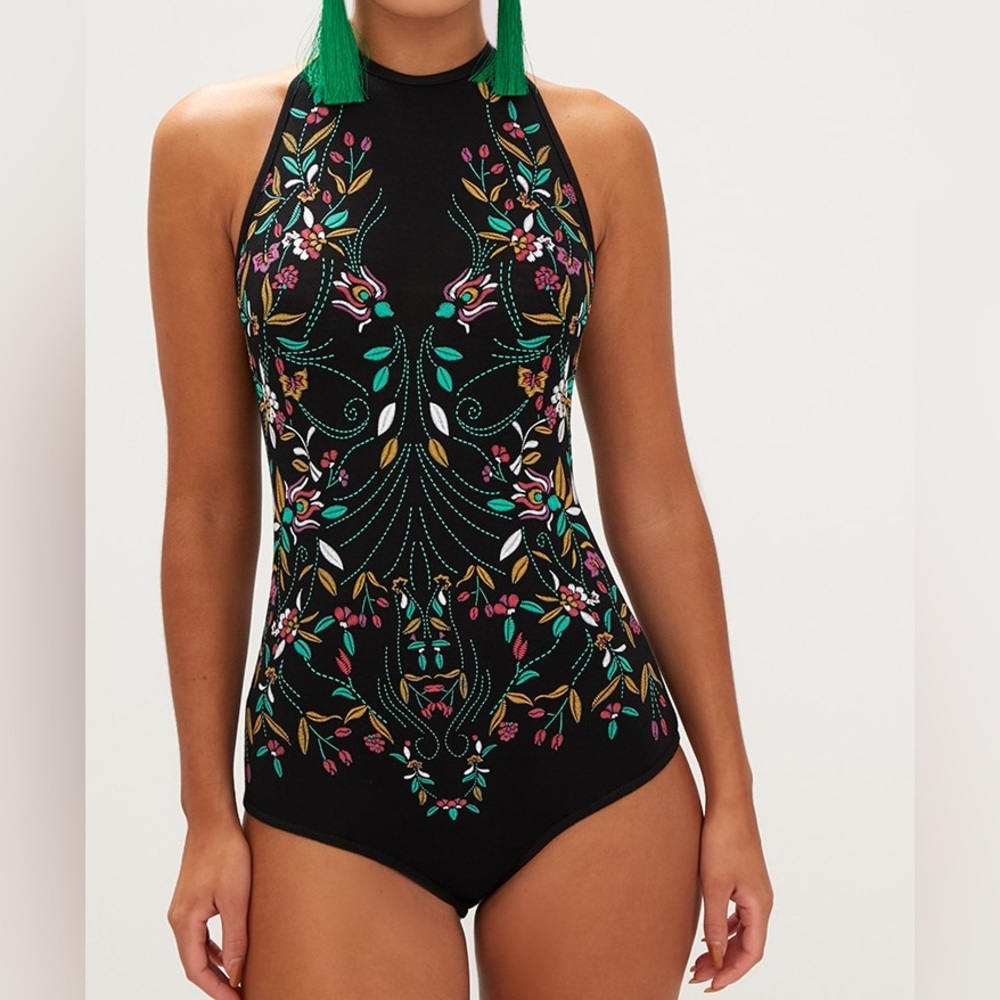 PRETTY LITTLE THING High Neck Embroidered Body Suit - Size 4 - EUC